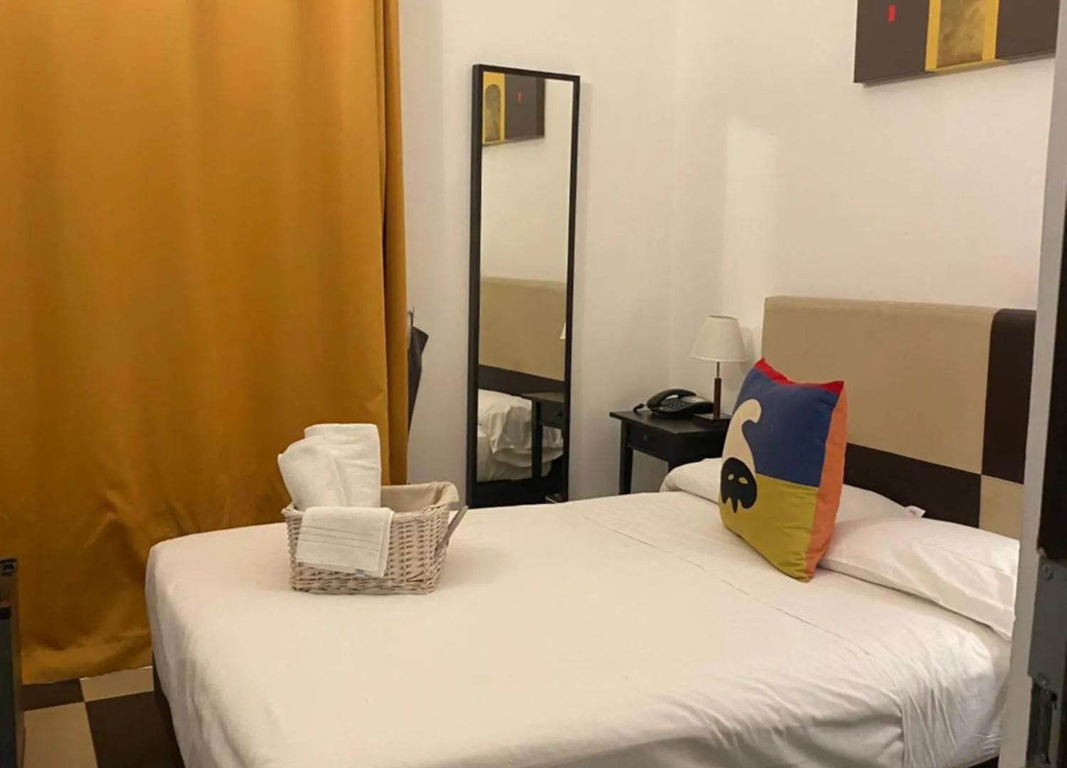 Hotel Plebiscito Aparthotel Naples Italy
